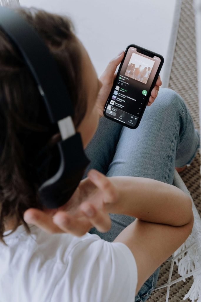 YouTube Music vs. Spotify: The Ultimate Music Streaming Showdown